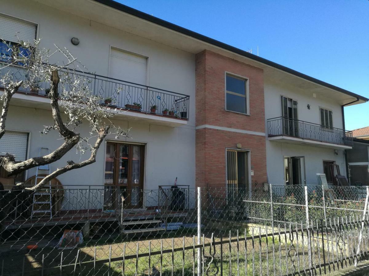 Apartmán Casa Santa Gemma Camaiore Exteriér fotografie